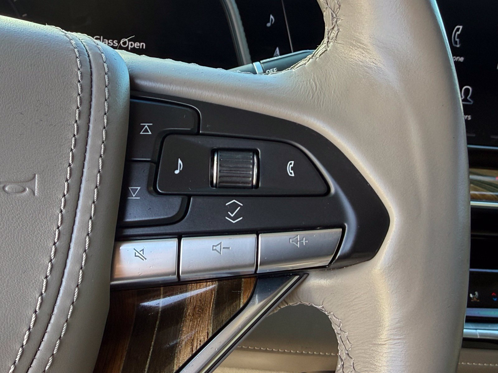 Used 2021 Cadillac Escalade Sport Platinum AWD/4WD image 27