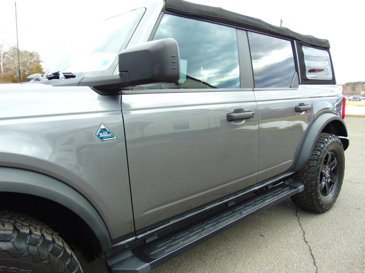 Used 2022 Ford Bronco Black Diamond image 27