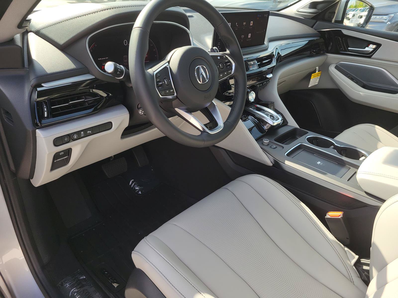 New 2026 Acura MDX w/ Technology Package FWD image 18