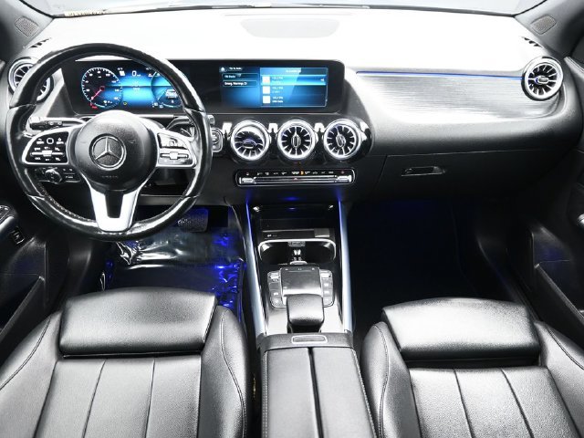 Used 2023 Mercedes-Benz GLA 250 4MATIC w/ Premium Package image 18