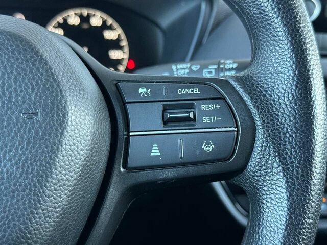 Used 2023 Honda HR-V LX image 27