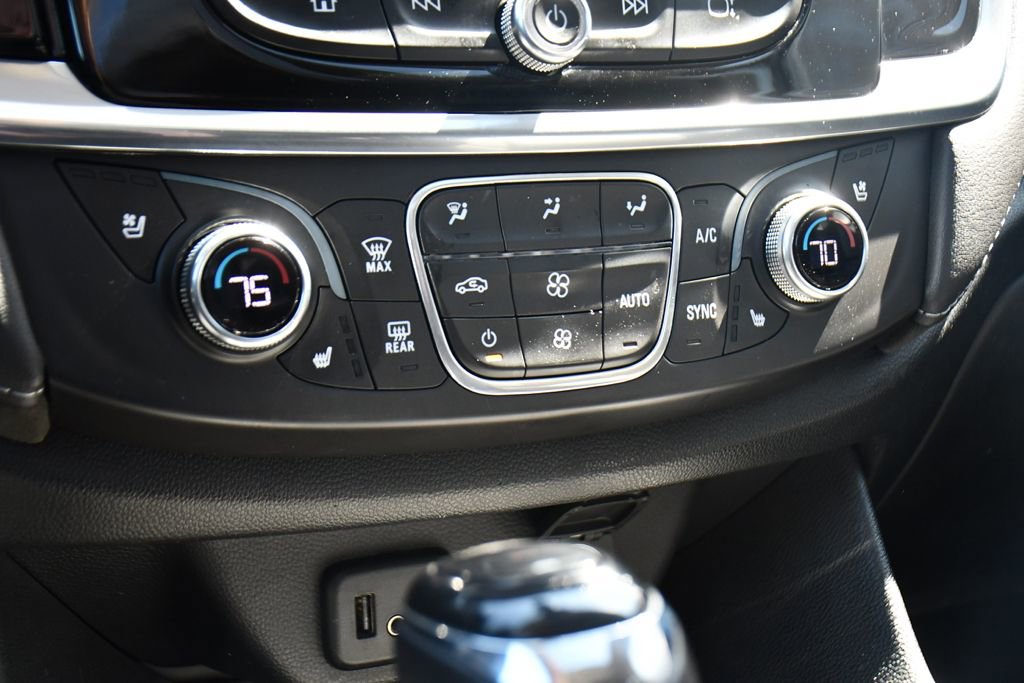 Used 2019 Chevrolet Traverse High Country w/ LPO, Floor Liner Package FWD image 33