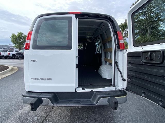 Used 2025 GMC Savana 2500 w/ Driver Convenience Package RWD image 7
