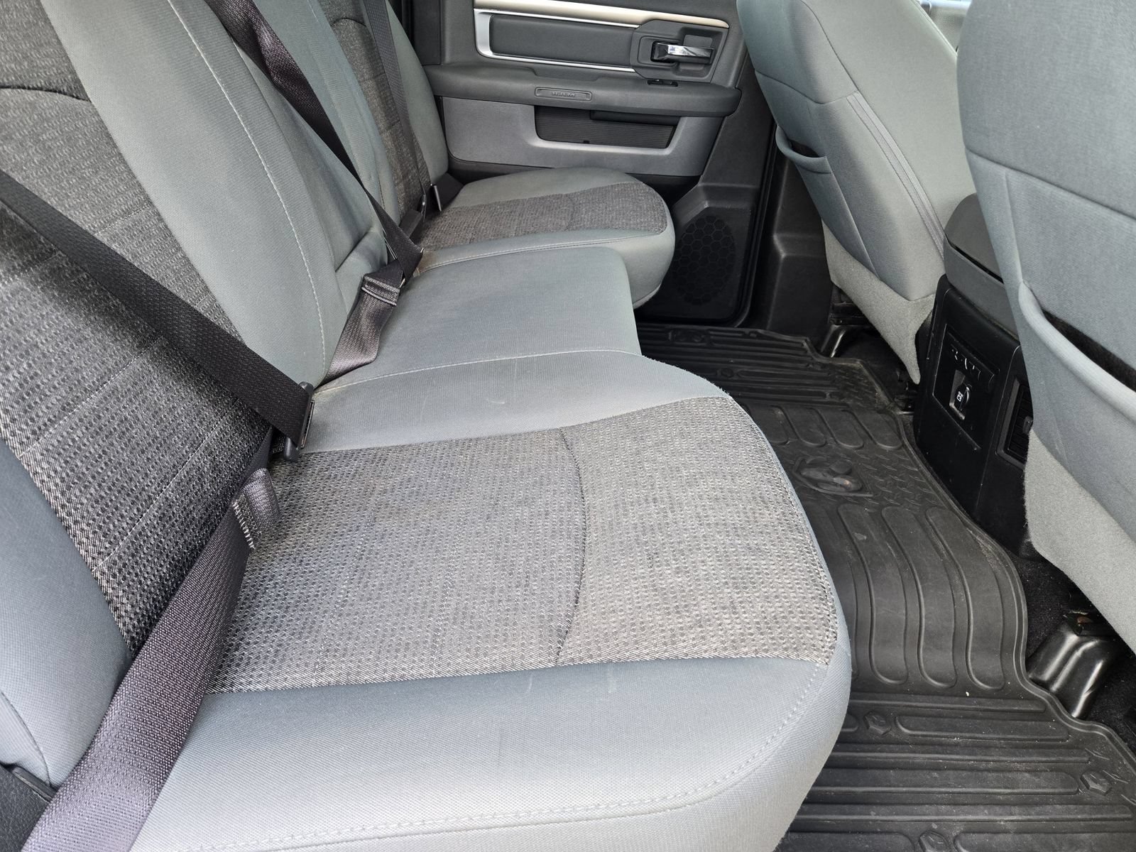 Used 2017 RAM 1500 Big Horn AWD/4WD image 32