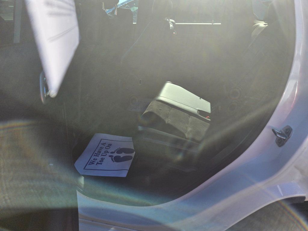 Used 2022 Jeep Grand Cherokee Laredo X image 8