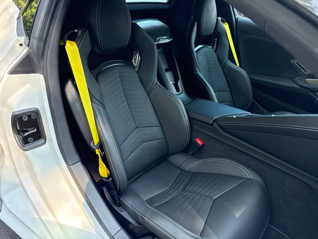 Used 2024 Chevrolet Corvette Z06 RWD image 23