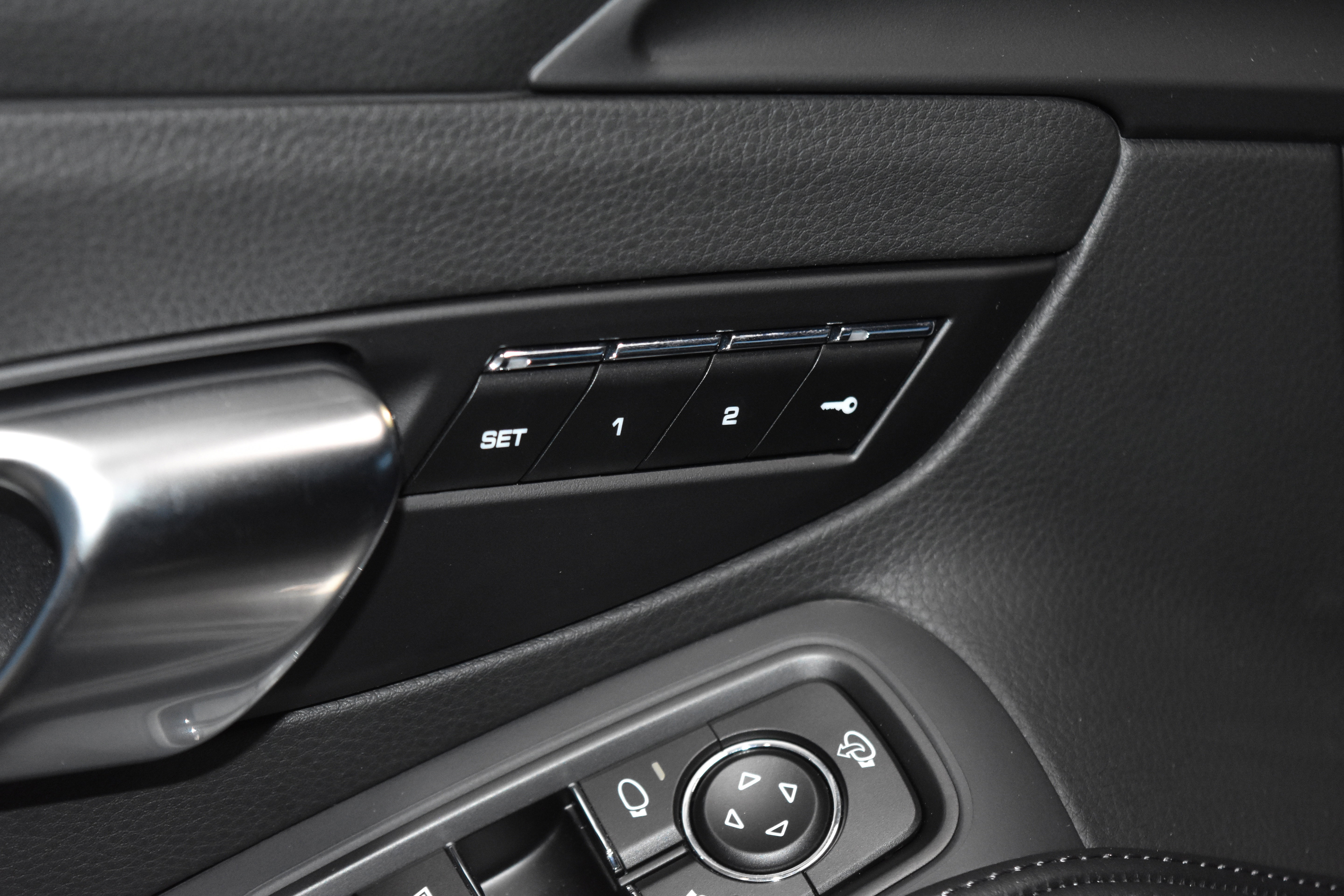 New 2025 Porsche 718 Cayman image 7