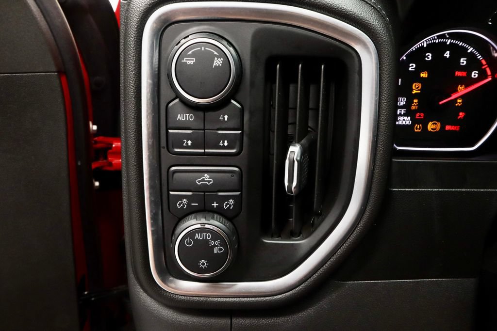 Used 2019 Chevrolet Silverado 1500 LT w/ All-Star Edition AWD/4WD image 28