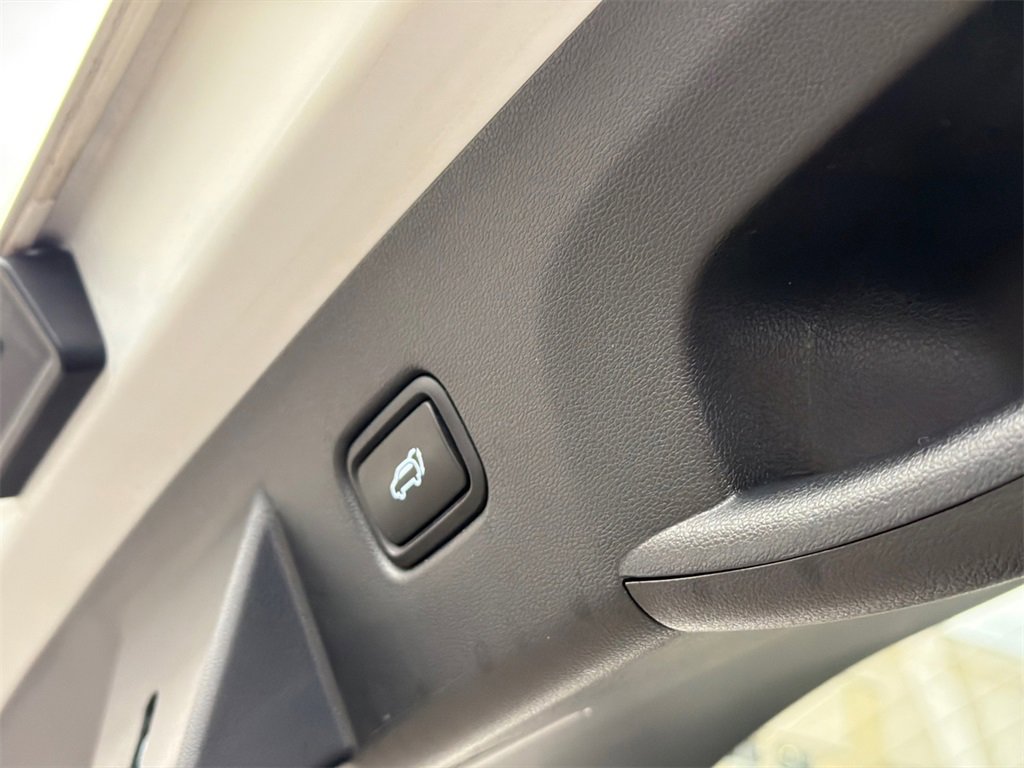 Used 2024 Hyundai Tucson Limited image 10