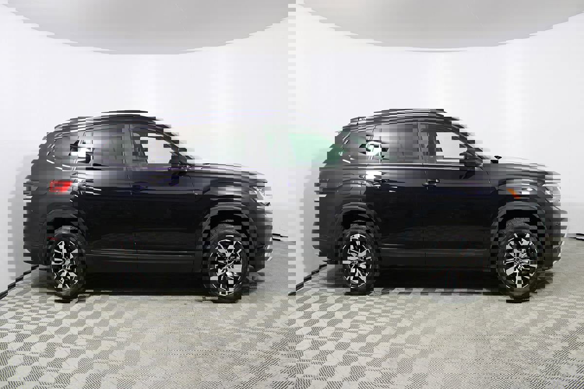 Used 2022 Volkswagen Atlas SE image 40