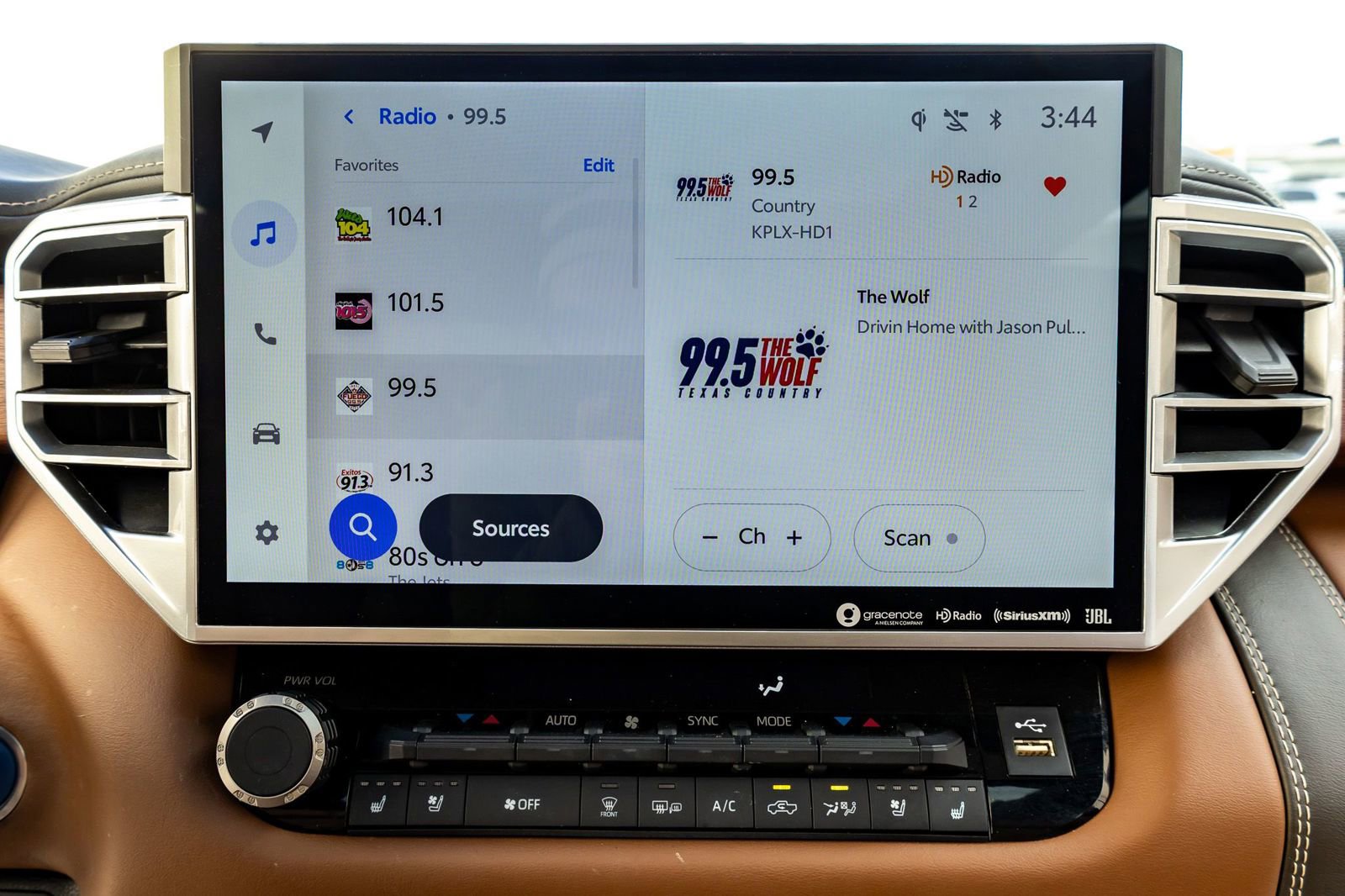 Used 2024 Toyota Tundra 1794 Edition image 24