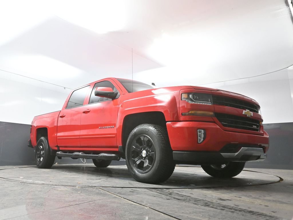 Used 2018 Chevrolet Silverado 1500 LT w/ All Star Edition image 26
