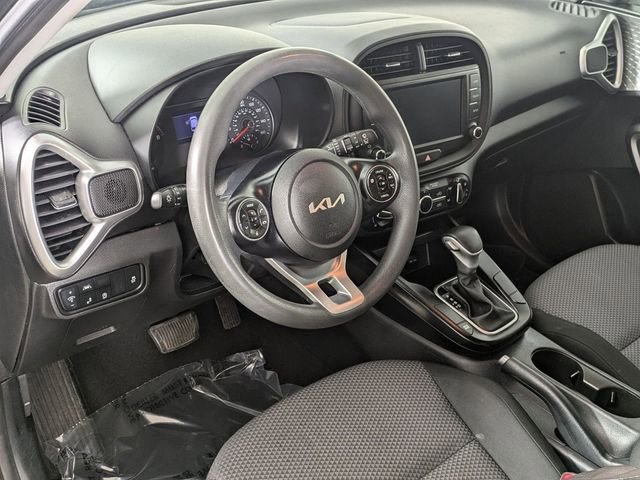 Used 2022 Kia Soul LX w/ Technology Package image 11