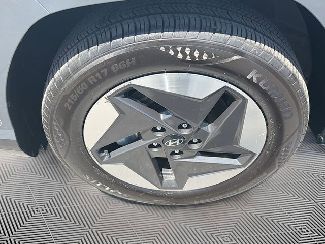 Used 2024 Hyundai Kona SEL FWD image 31