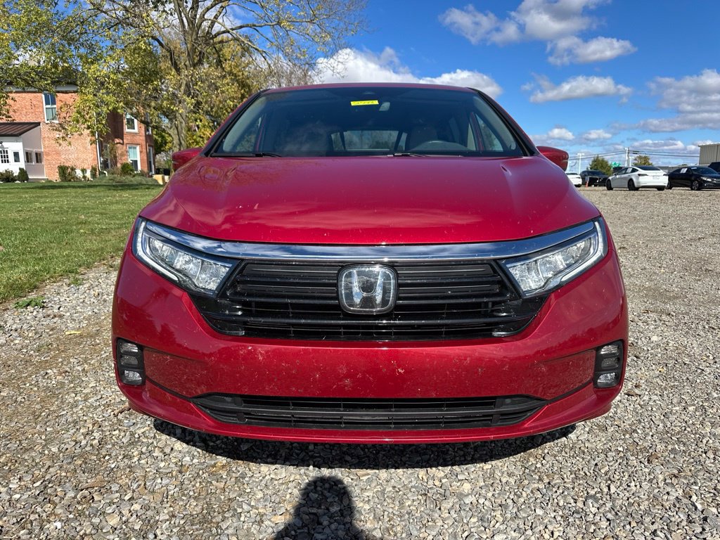 Used 2024 Honda Odyssey EX-L image 2