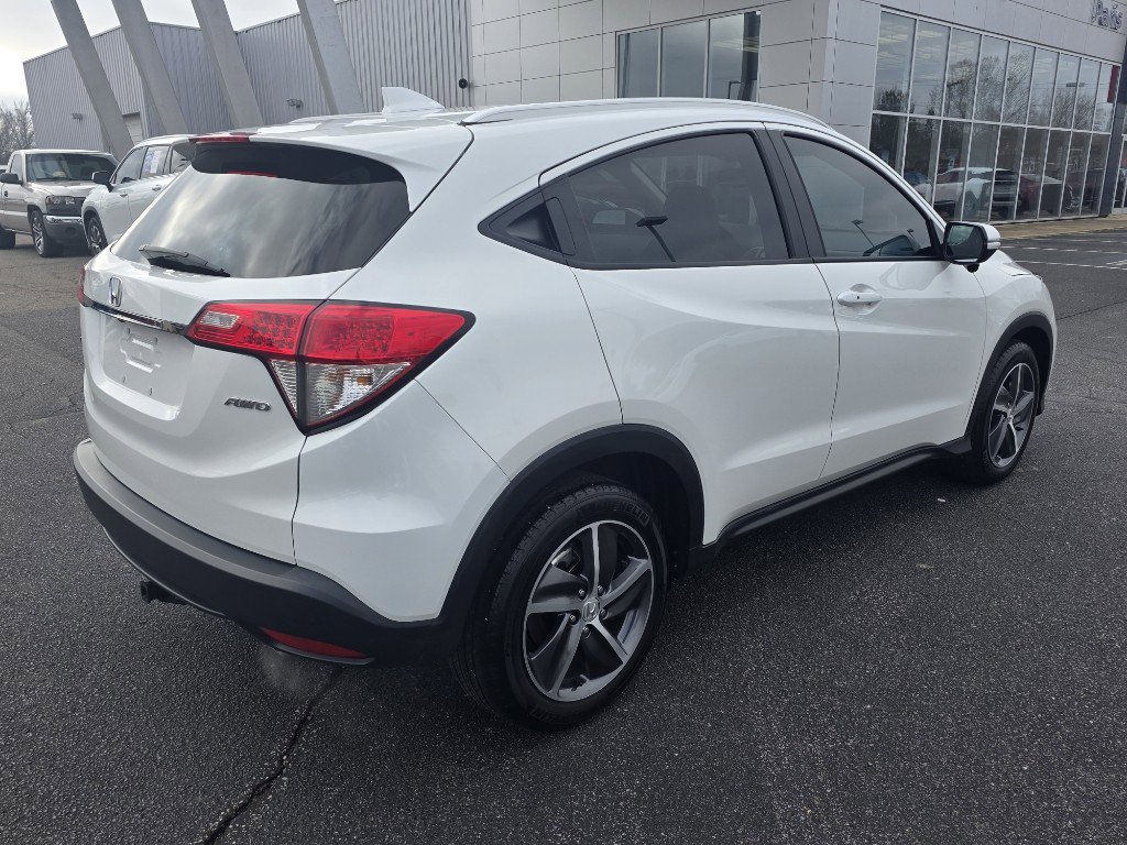 Used 2021 Honda HR-V EX-L image 3