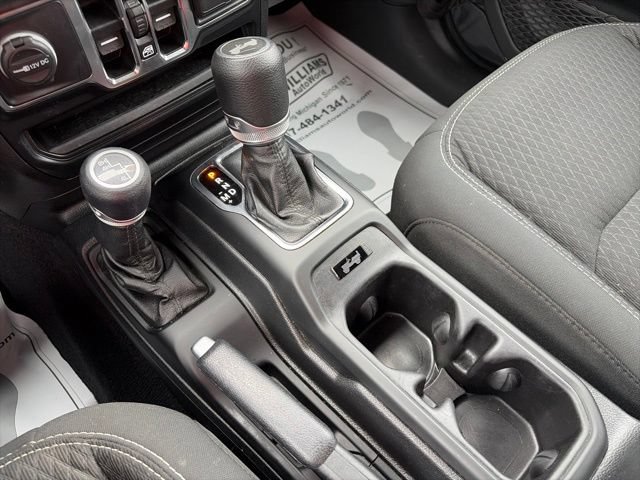 Used 2021 Jeep Wrangler Unlimited Sport AWD/4WD image 17