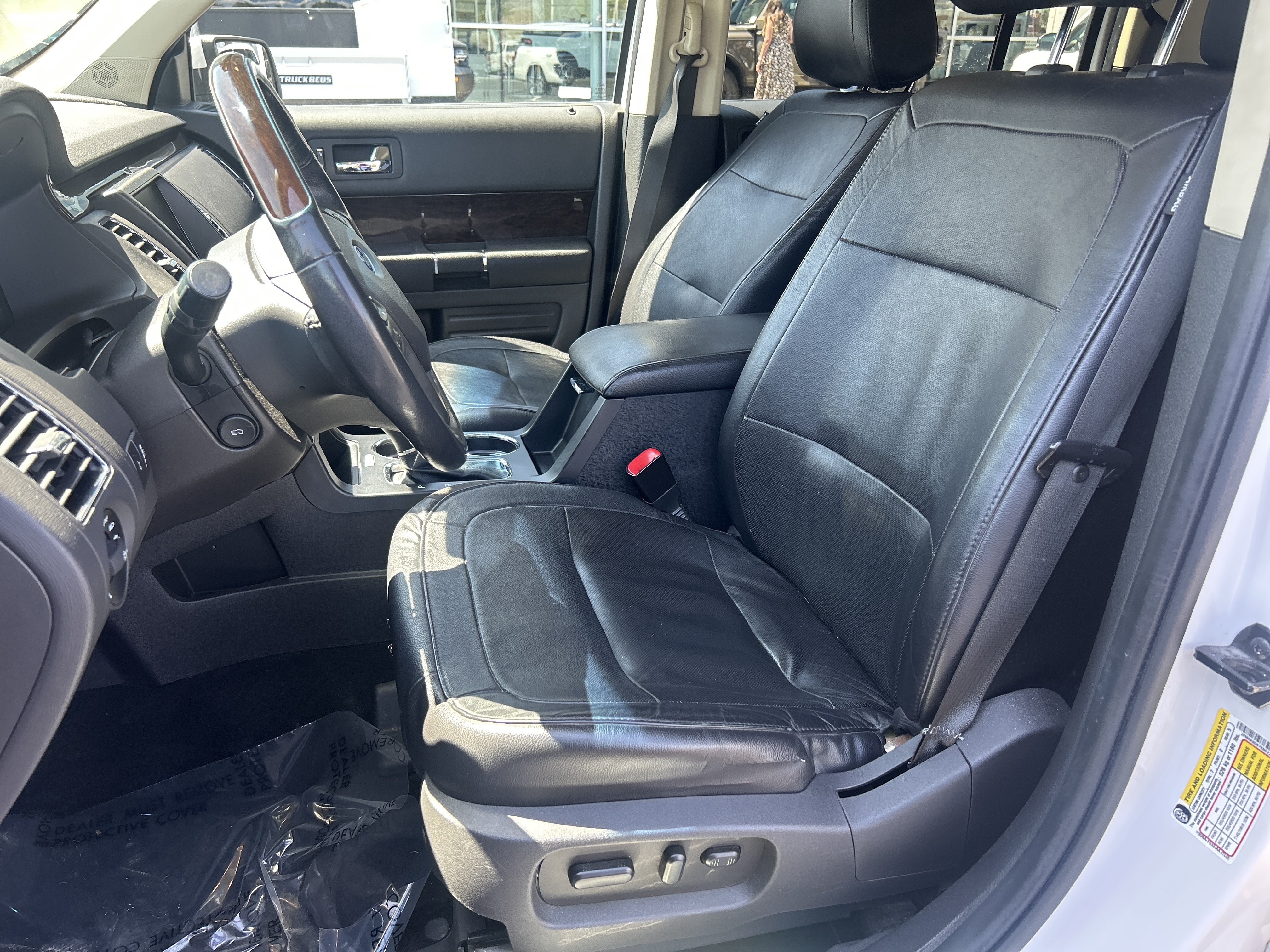 Used 2014 Ford Flex Limited w/ Class III Trailer Tow Package AWD/4WD image 12