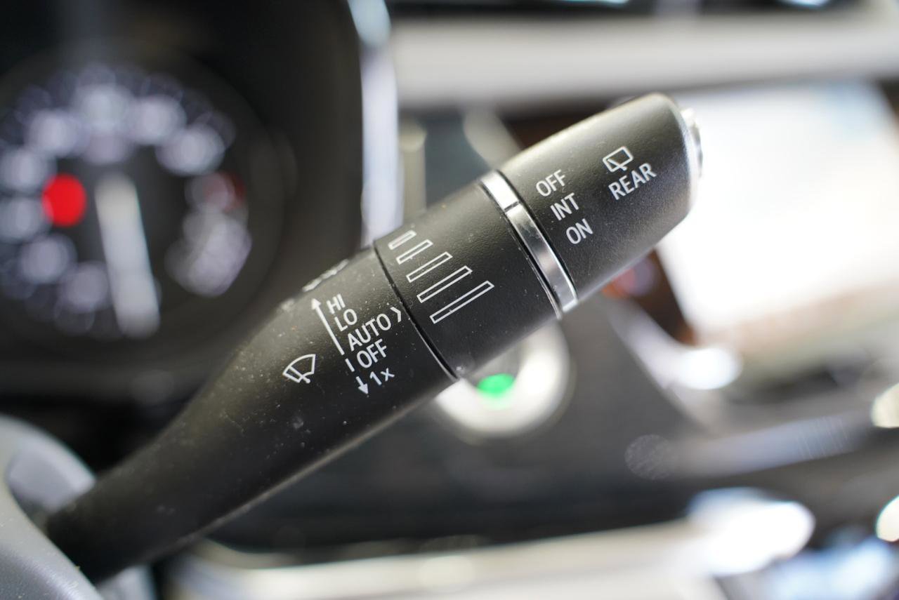 Used 2022 Cadillac XT6 Premium Luxury w/ Technology Package image 15