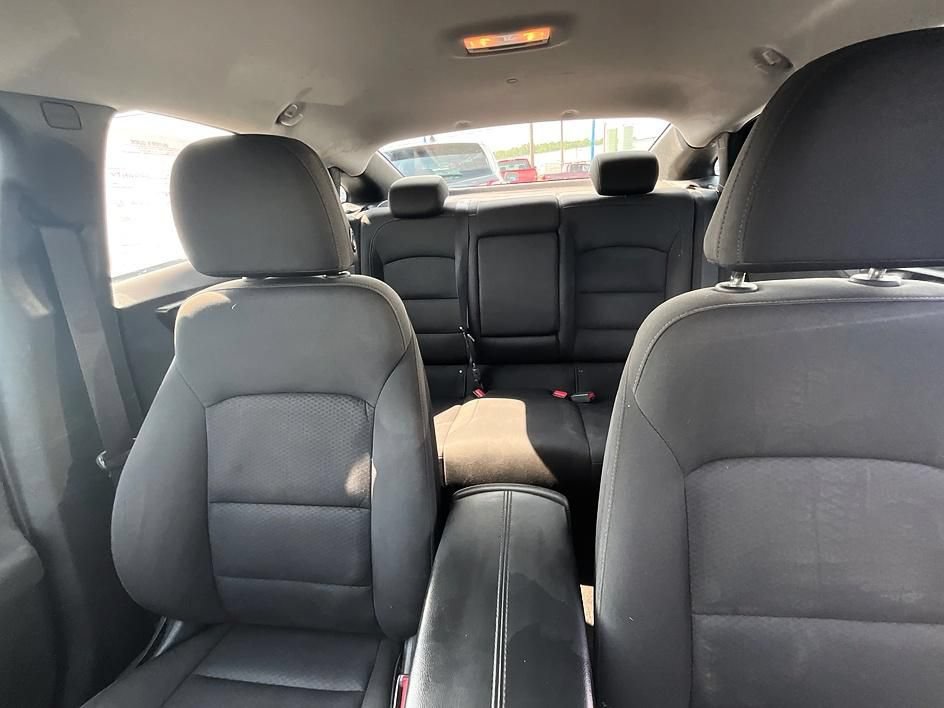 Used 2018 Chevrolet Malibu LT FWD image 33
