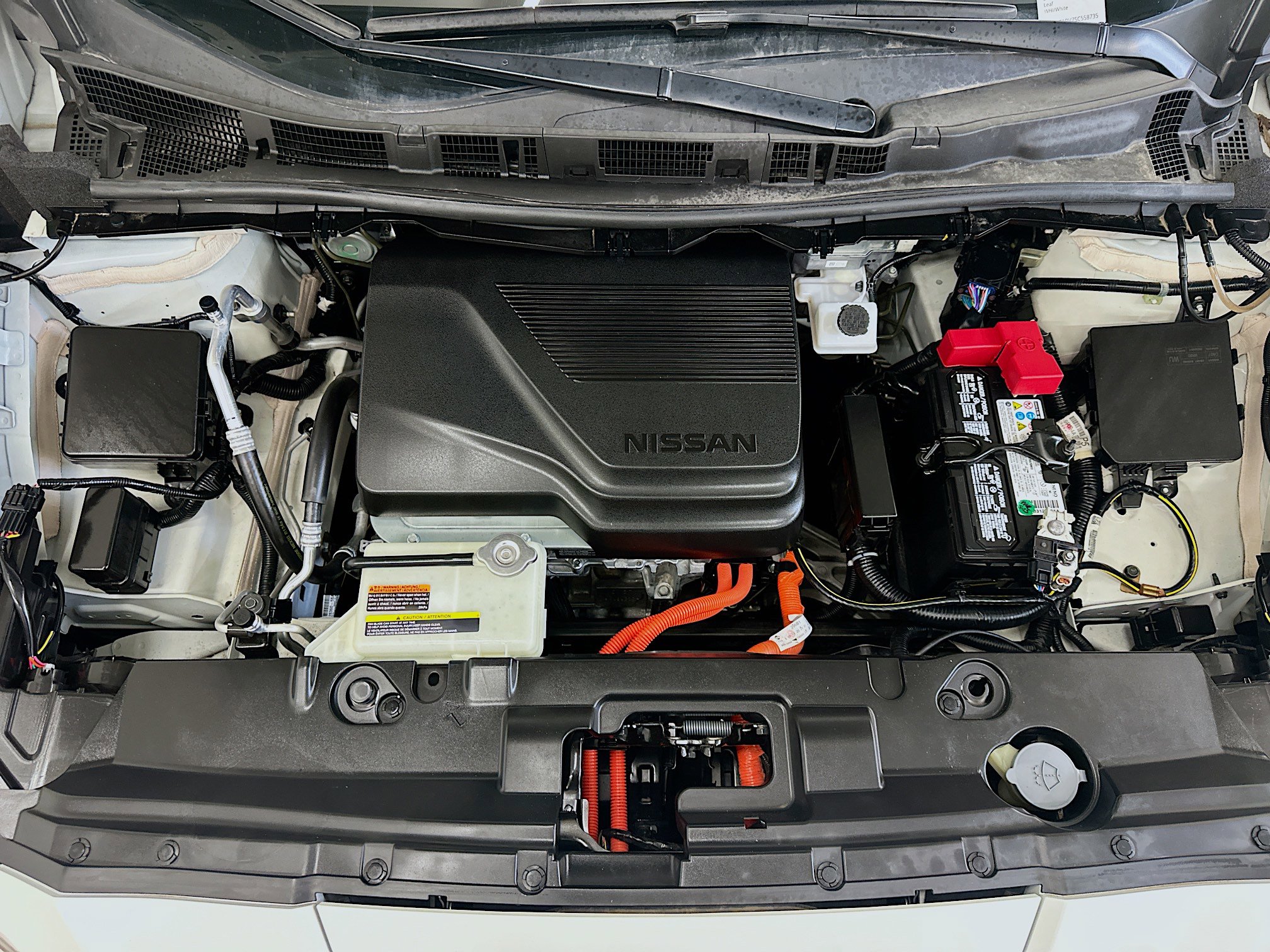 Used 2025 Nissan Leaf S image 33