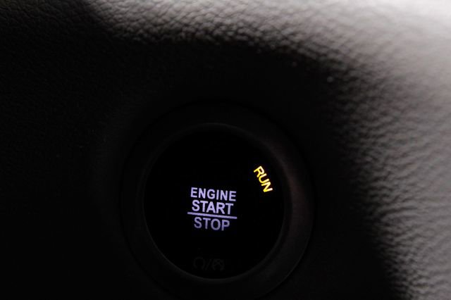 Used 2024 Chrysler Pacifica Touring-L FWD image 34