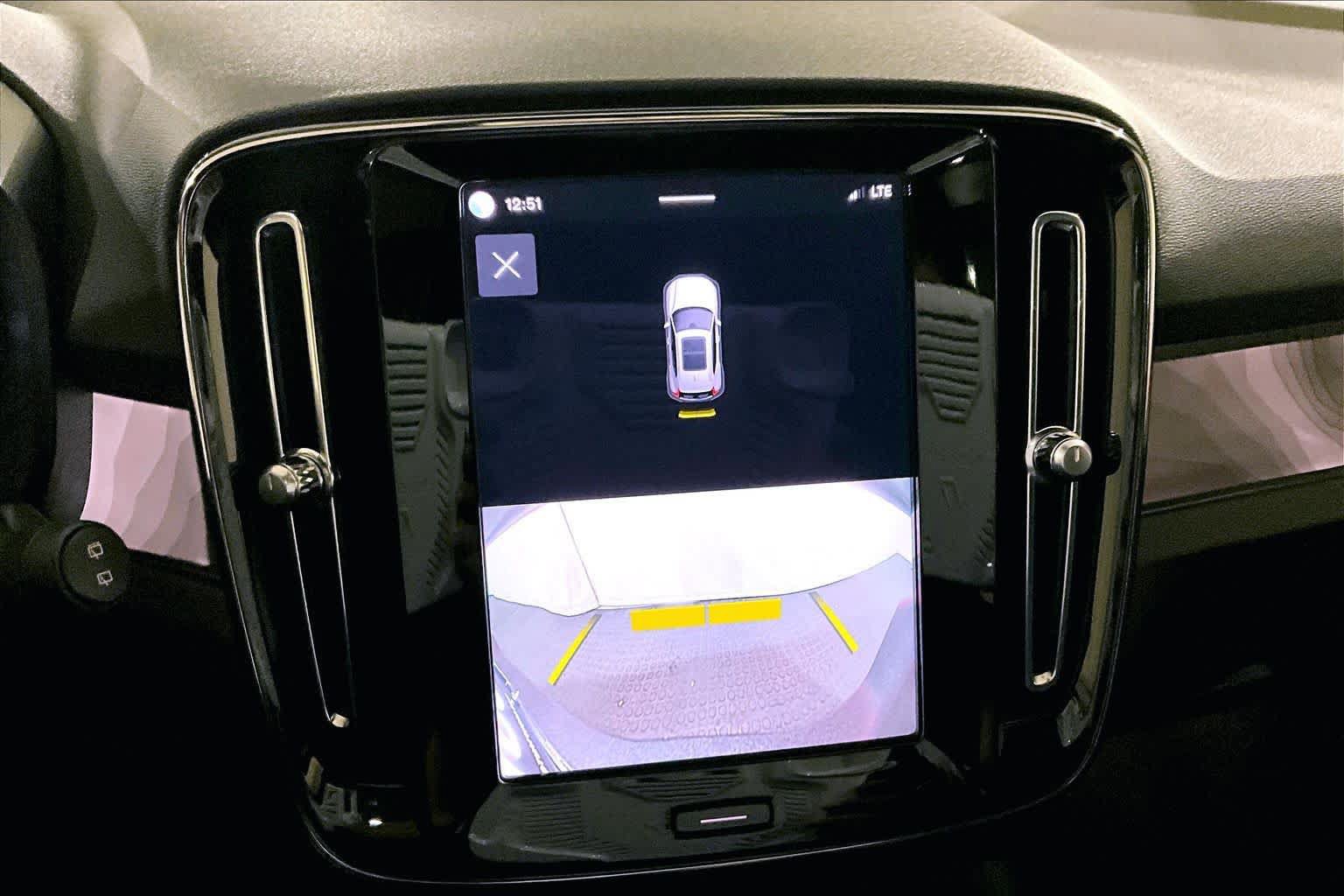 Used 2023 Volvo XC40 Recharge Ultimate w/ Protection Package Premier AWD/4WD image 28