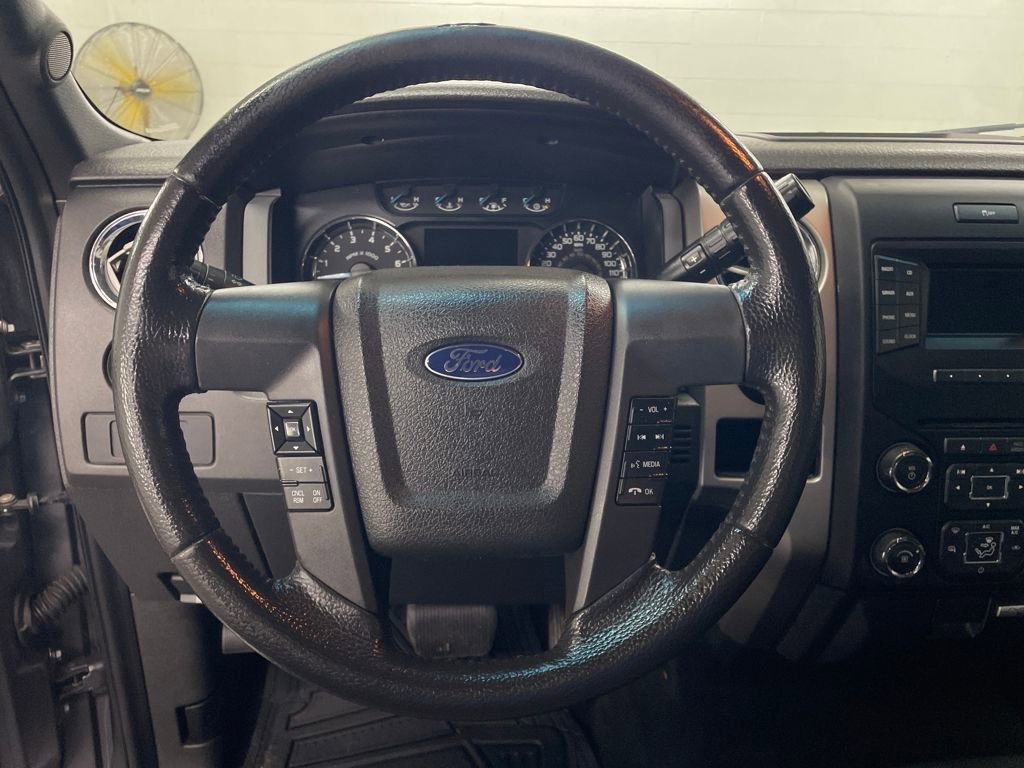 Used 2013 Ford F150 XLT w/ XLT Chrome Pkg image 16