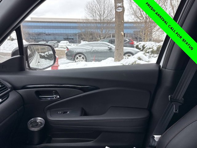 Certified 2025 Honda Ridgeline Black Edition image 24