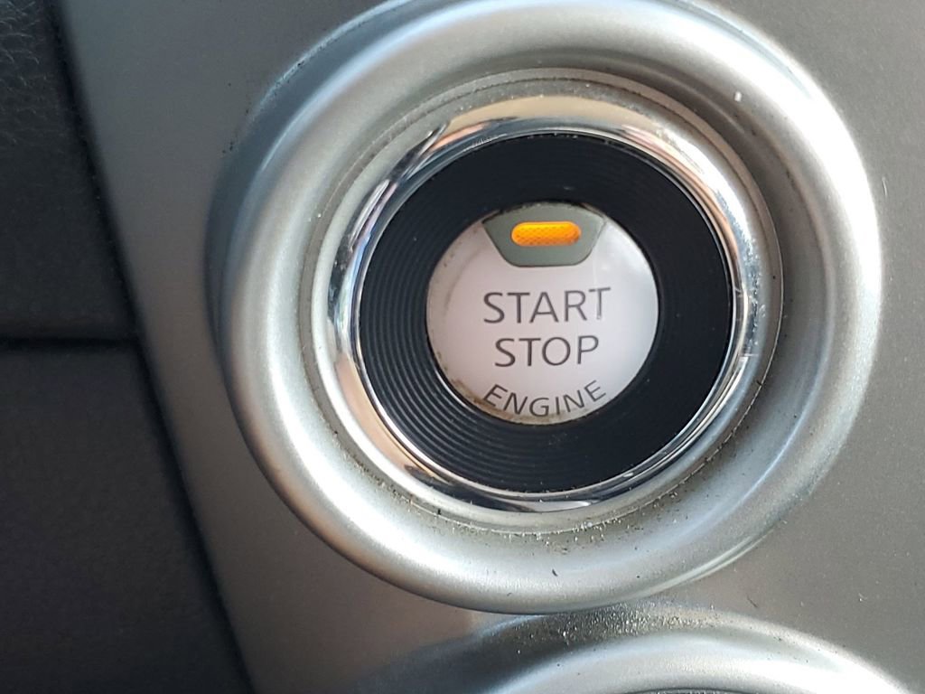 Used 2019 Nissan Titan SL w/ Chrome Package image 38