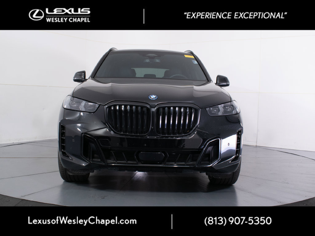Used 2026 BMW X5 xDrive50e w/ M Sport Package AWD/4WD image 9