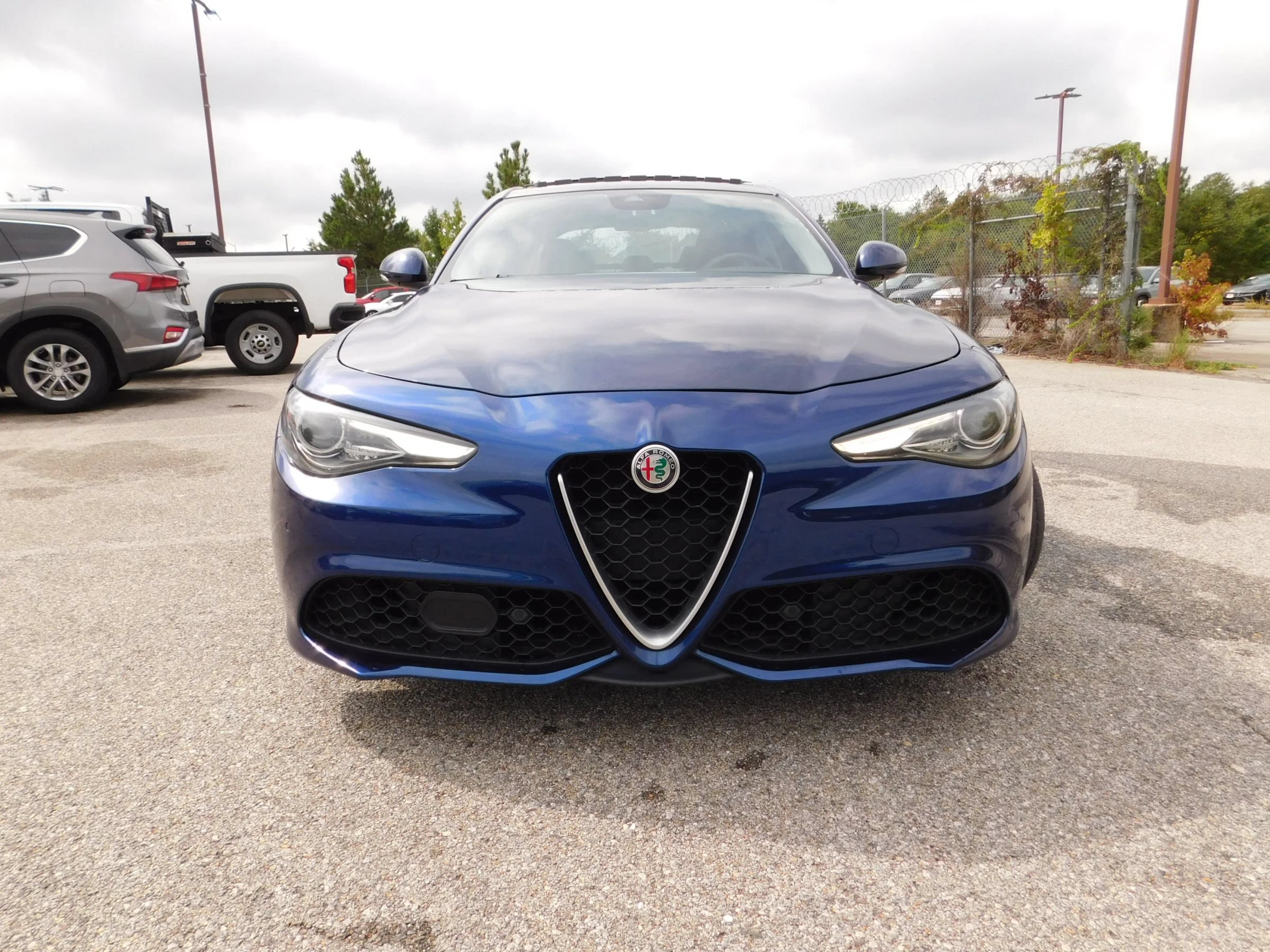 Used 2018 Alfa Romeo Giulia Ti Sport w/ Quick Order Package 22S Sport AWD/4WD image 3