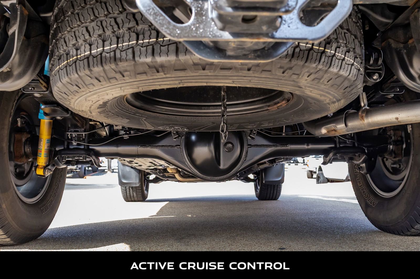 Used 2018 Toyota Tacoma TRD Off-Road w/ Technology Package image 14