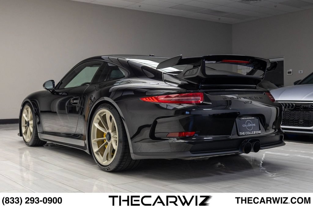 Used 2015 Porsche 911 GT3 RWD image 17