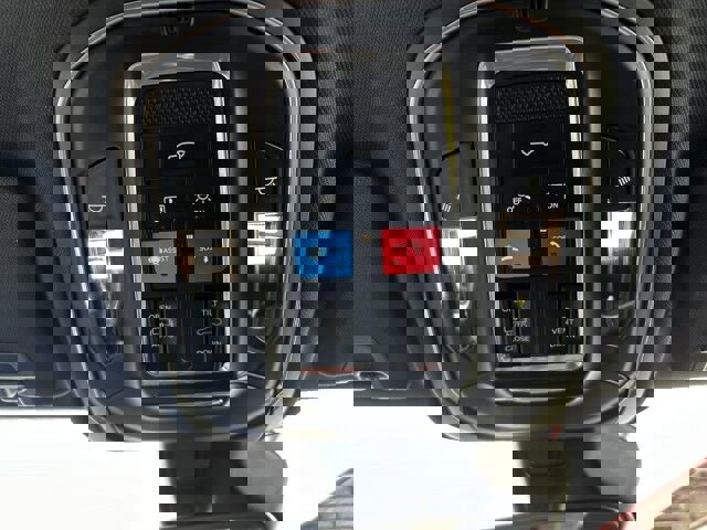 Used 2024 Jeep Grand Cherokee L Altitude image 36