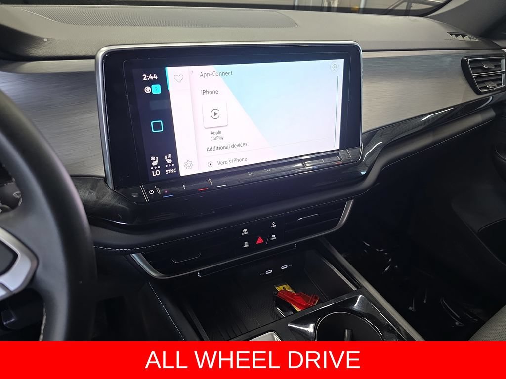 Used 2025 Volkswagen Atlas Cross Sport SE AWD/4WD image 21