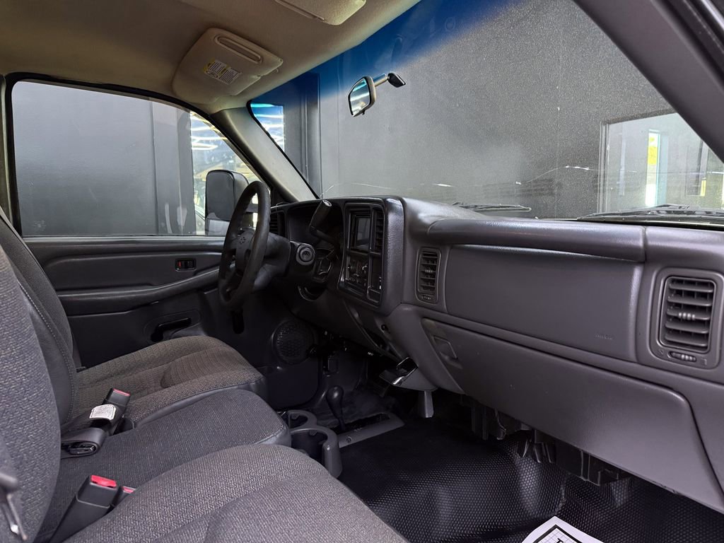 Used 2003 Chevrolet Silverado 2500 W/T image 16