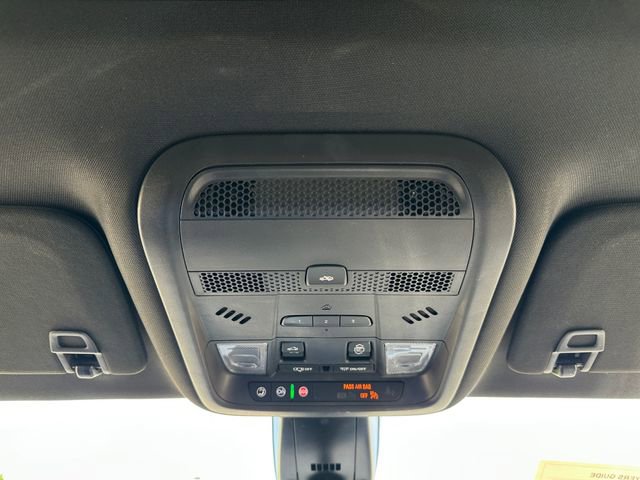 Used 2022 Cadillac XT6 Premium Luxury w/ Technology Package AWD/4WD image 29