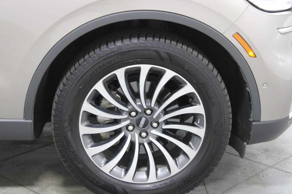 Used 2021 Lincoln Aviator Reserve w/ Equipment Group 201A AWD/4WD image 12