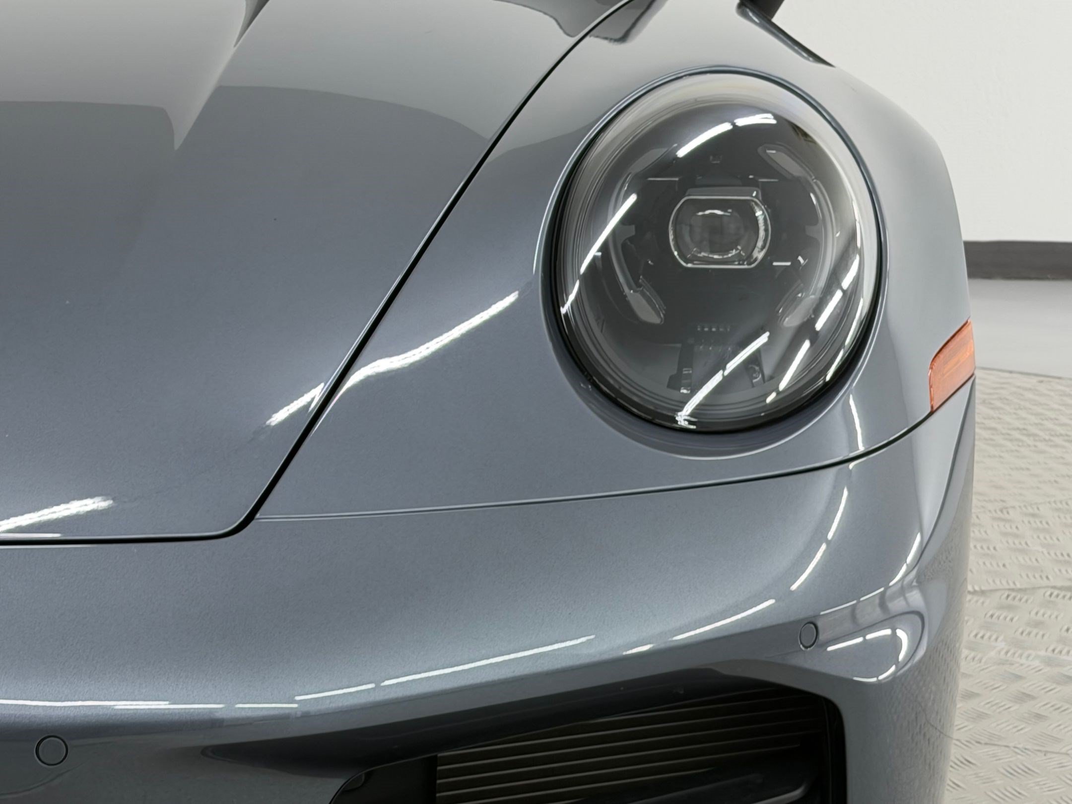 Certified 2025 Porsche 911 Carrera RWD image 12