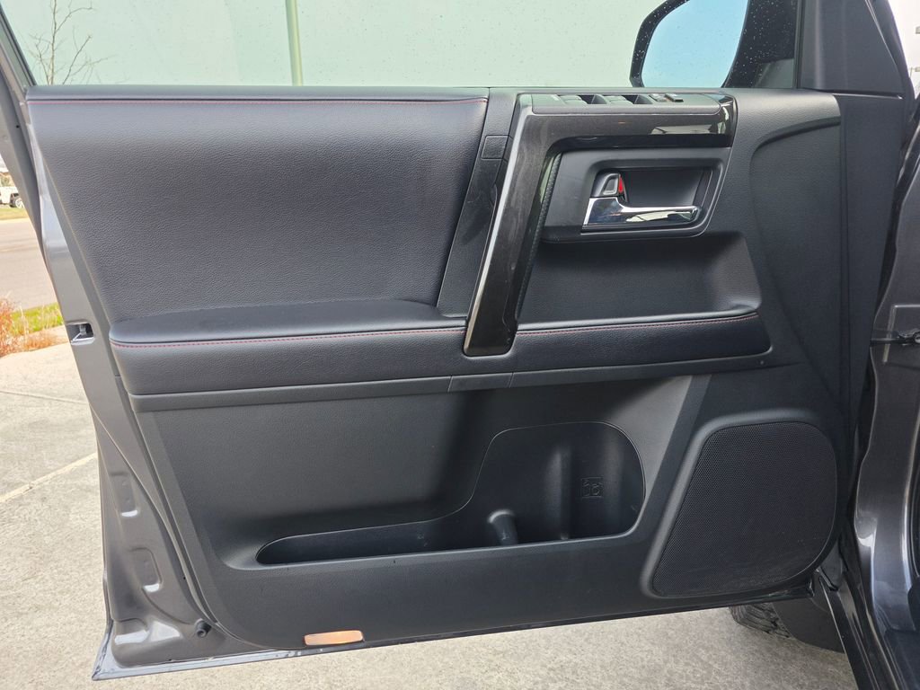 Used 2019 Toyota 4Runner TRD Off-Road Premium image 23