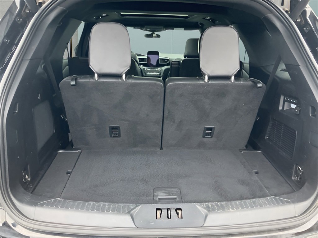 Used 2020 Ford Explorer ST w/ Premium Technology Package image 40