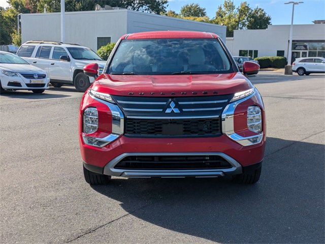 New 2025 Mitsubishi Outlander SE image 8