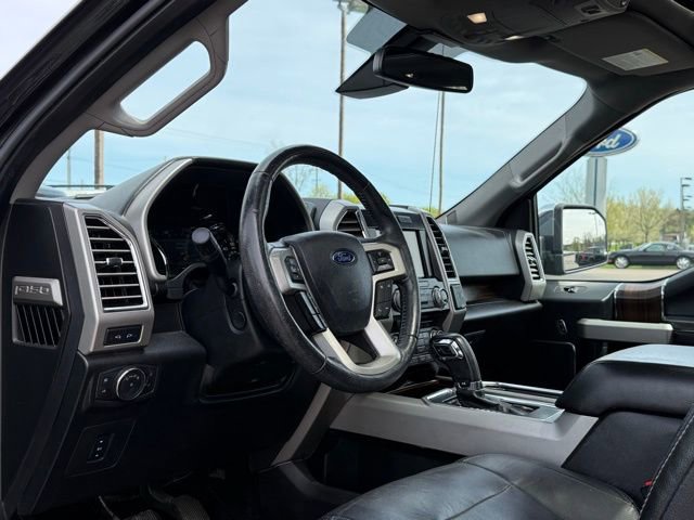 Used 2015 Ford F150 Lariat w/ Equipment Group 502A Luxury AWD/4WD image 13