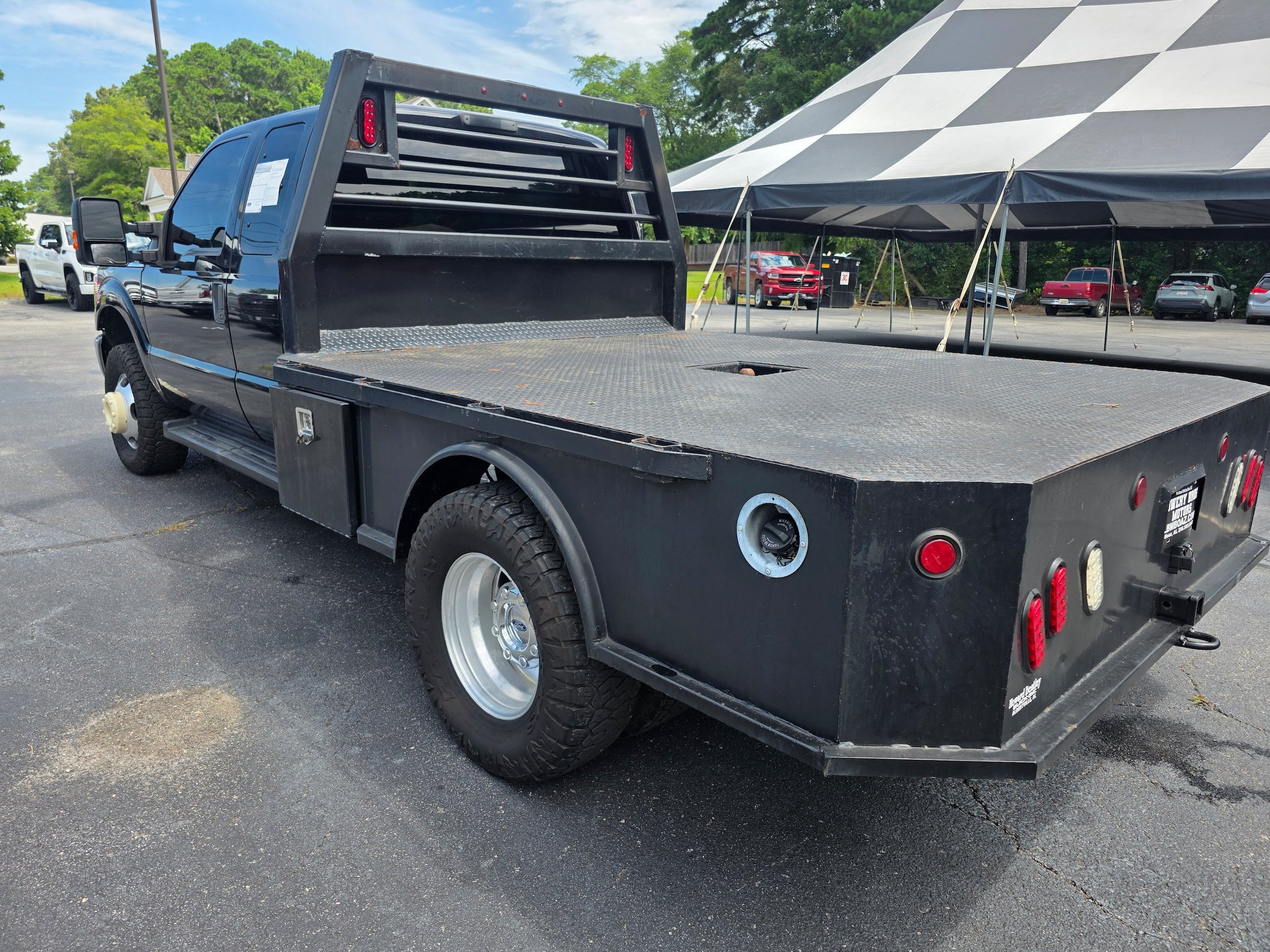 Used 2015 Ford F350 XLT w/ XLT Interior Package AWD/4WD image 7