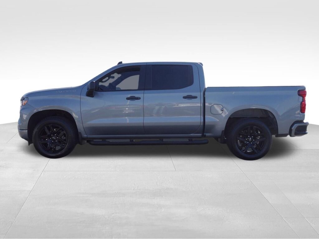 Used 2023 Chevrolet Silverado 1500 Custom image 7