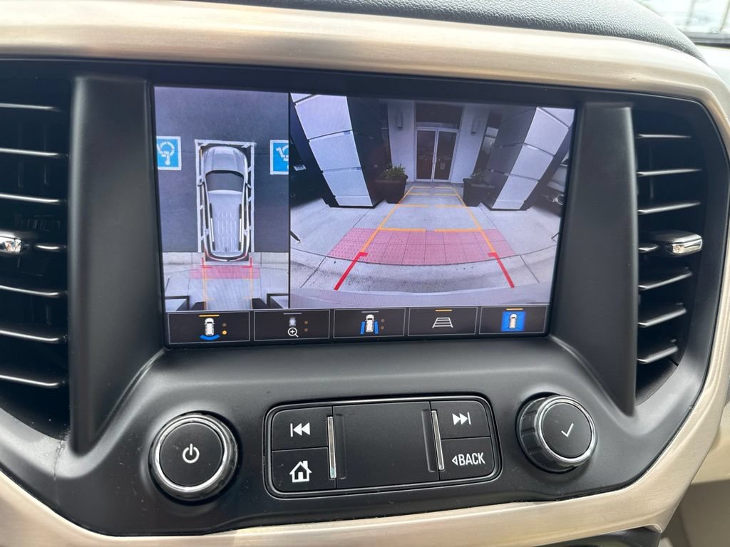 Used 2021 GMC Acadia Denali w/ Denali Technology Package FWD image 24