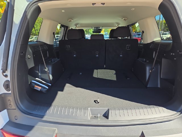 Used 2025 Hyundai Santa Fe SE w/ Tow & Go Package AWD/4WD image 21