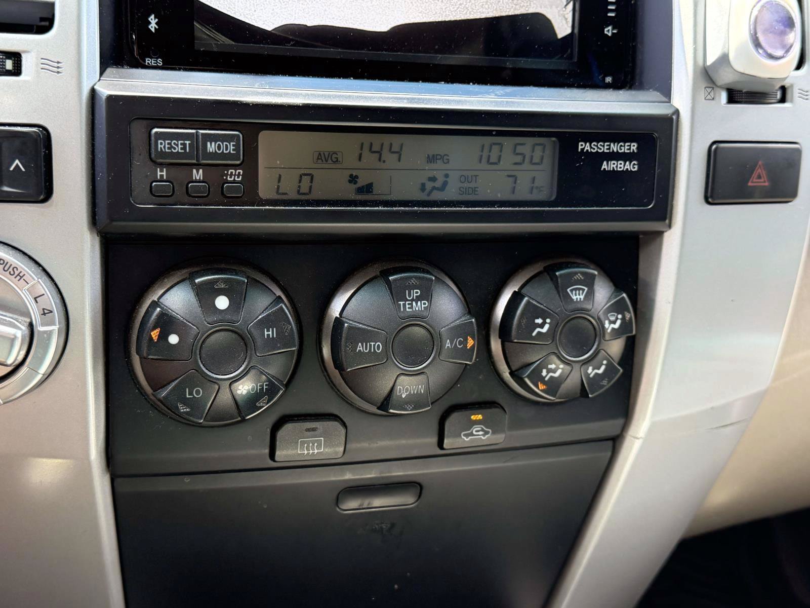 Used 2007 Toyota 4Runner SR5 AWD/4WD image 27