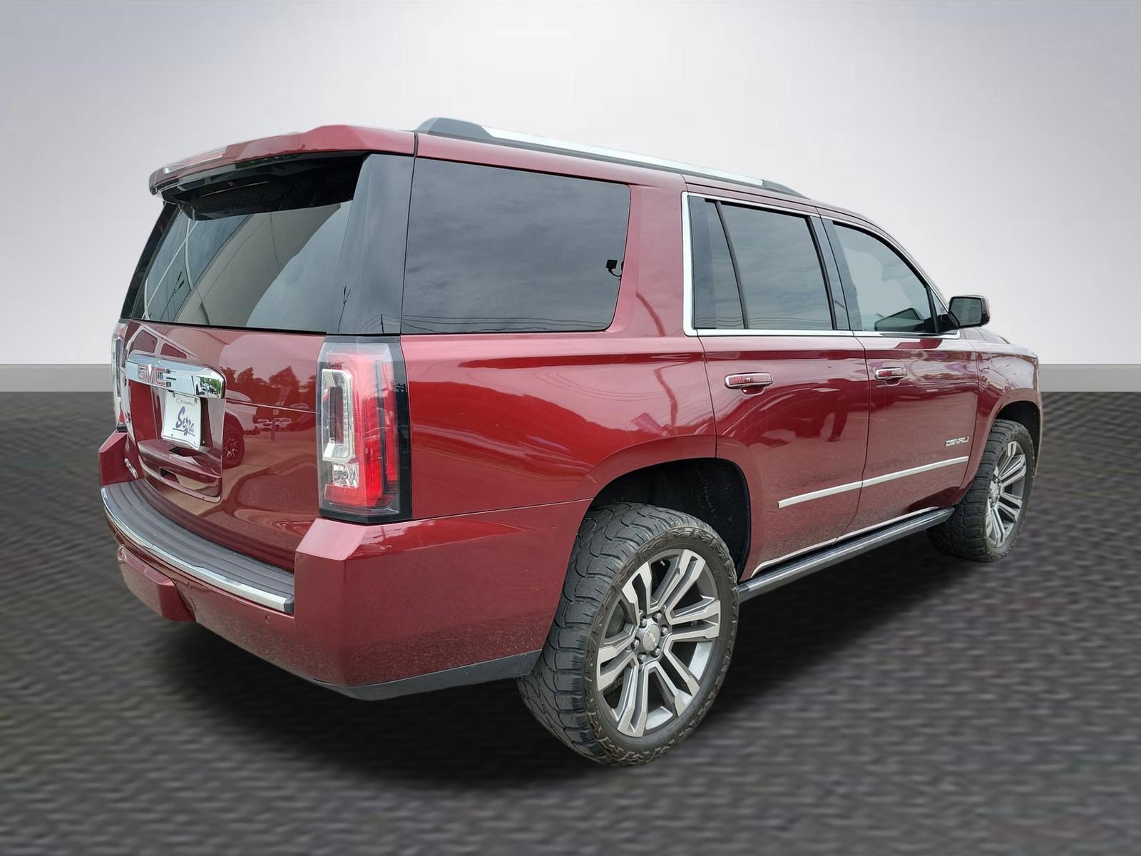 Used 2019 GMC Yukon Denali w/ Denali Ultimate Package AWD/4WD image 5